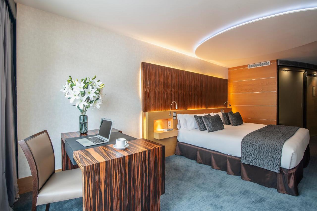 Hotel Starc By Pierre & Vacances Premium Andorra la Vella Exterior photo