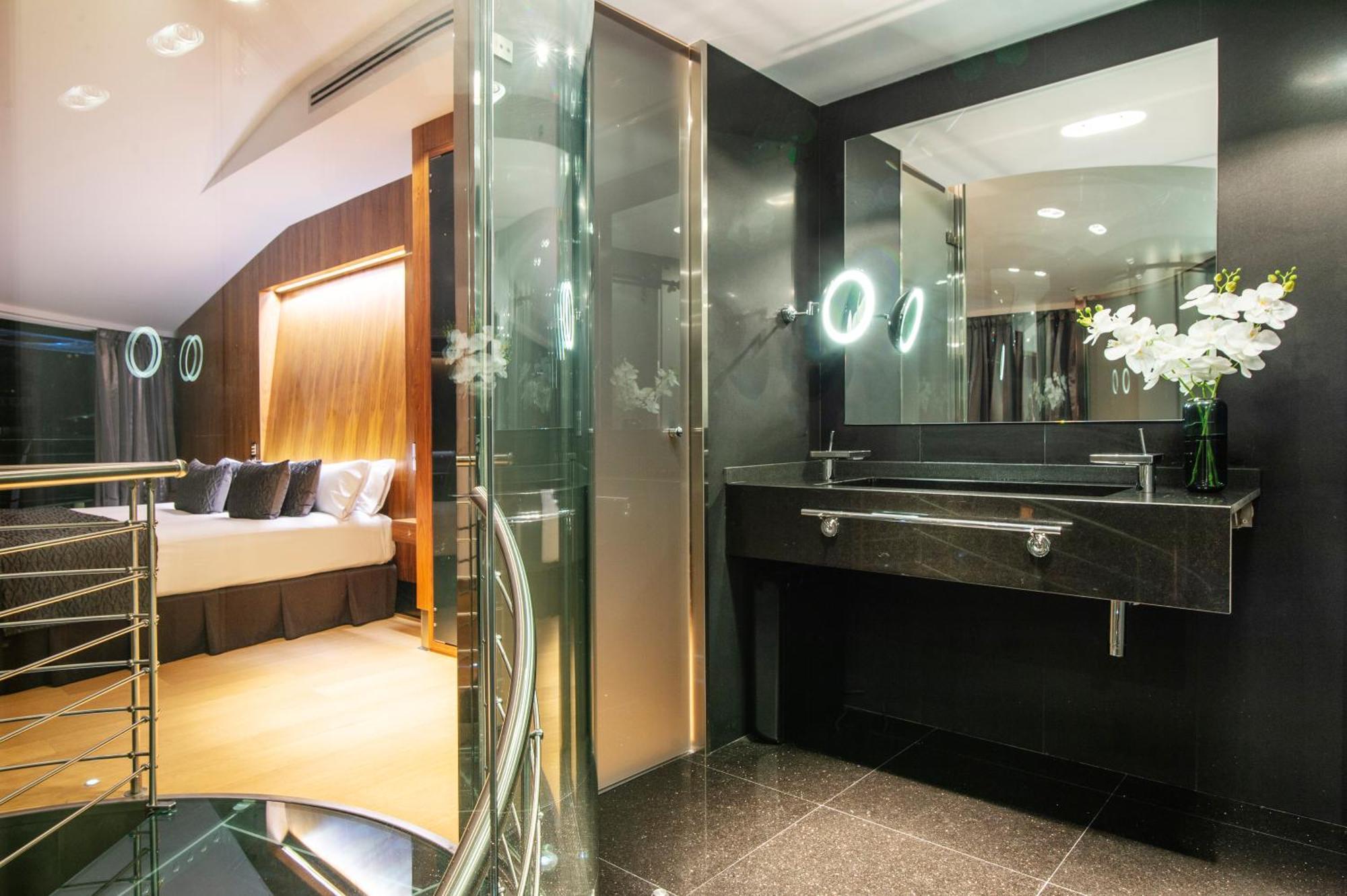 Hotel Starc By Pierre & Vacances Premium Andorra la Vella Exterior photo